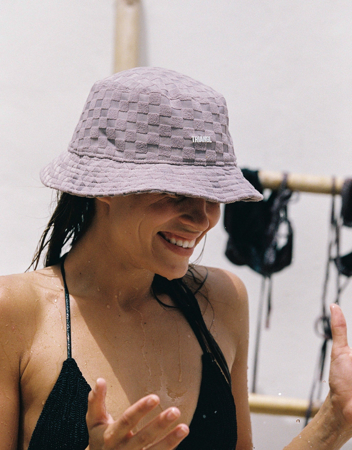 BOEY - DEIA Bucket Hat image 7